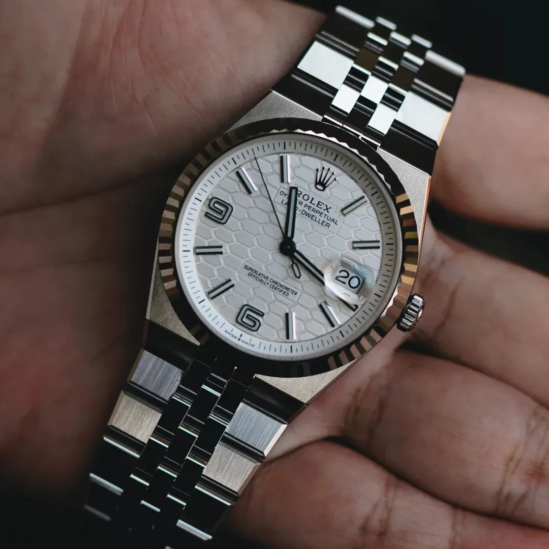 Land-Dweller 40 mm 127334 – Luxus Uhr aus Oystersteel & Weißgold
